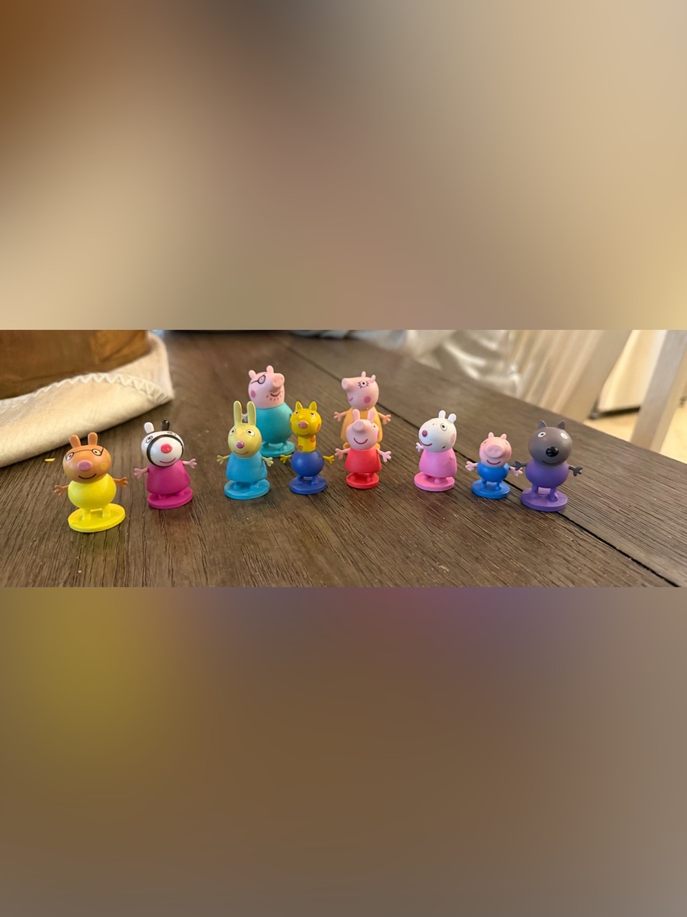 Peppa Pig cake toppers